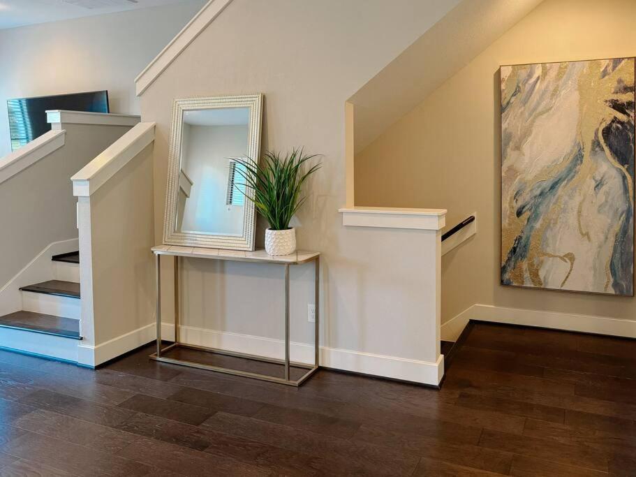 Downtown Houston Haven Villa Exterior photo